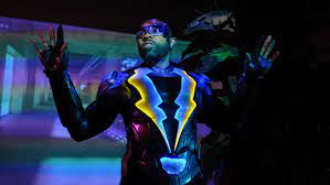 He doesn't want to start fighting crime again, but he sees no other way to protect his family. Black Lightning Season 1 Episode 2 123movies
