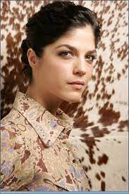 A couple and their young son retreat to their woodland vacation home, only to face sinister neighbors who intend to kill them and steal their. Selma Blair Selma Blair Brunette Actresses Celebrity Skin