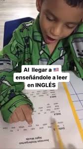 Al llegar a este país nos enfocamos en que nuestros hijos aprendan inglés,  pero los niños al ingresar a la escuela aprenderán súper rápido, en seis  meses o más lo estarán hablando, leyendo y ...