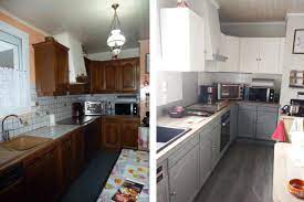 Repeindre une cuisine rustique en gris cuisine noir et bois 10 photos pour r u00e9ussir votre d u00e9cor 1001 id u00e9es pour transformer une chemin u00e9e rustique en moderne Coaching Deco Le Relooking D Une Cuisine Rustique L Atelier Azimute