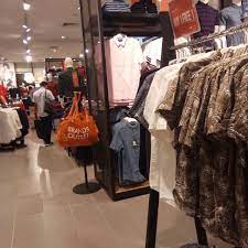 Sinut uudelleenohjattiin tälle sivulle epäviralliselta sivulta brands outlet ioi mall puchong. Brands Outlet Clothing Store