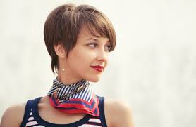 Scegli tra 275.122 immagini premium su capelli . Capelli Corti A Chi Stanno Bene E Chi Deve Assolutamente Evitarli Lettoquotidiano It