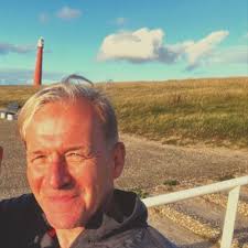 In mid April I will be leaving Lumentum and my current role. I'm therefore  looking for new opportunities, so please do contact me if you feel I may be  suitable for any