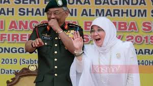 Sistem perlantikan spb yang dipertuan agong malaysia. Gambar Yang Dipertuan Agong 2019