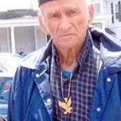 Peter Muzzy's Instagram, Twitter & Facebook