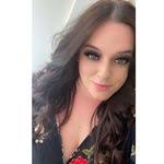 Amie Watts's Instagram, Twitter & Facebook