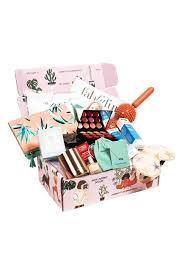 Care package for elderly in quarantine. 17 Care Package Ideas For Friends And Family In Quarantine