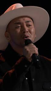 From the first note, Sofronio Vasquez's rendition of "I'm Goin' Down" by  Mary J. Blige has that four-chair turn locked! 👏