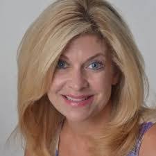 Amanda Mcdaniel's Instagram, Twitter & Facebook