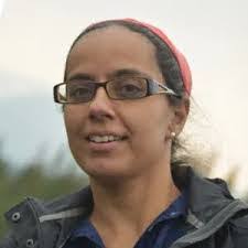 Louella Booth's Instagram, Twitter & Facebook