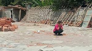 Bikin kesel yang baca, inilah percakapan cewek yang dihina sama si peminjam ketika mau menagih utang. Terlilit Utang Rp350 Juta Rumah Ibu Muda Di Grobogan Dirobohkan Bagian 1