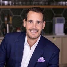 Jonathan Guffey's Instagram, Twitter & Facebook