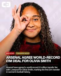 That's why they paid the big bucks! A sensational debut goal from Arsenal's  Olivia Smith what a player 👏🏻