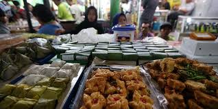 Ø dalam menjalankan usaha ini sasaran pembeli yaitu mencakup semua kalangan masyarakat, baik kalangan bawah, kalangan menengah dan kalangan atas. Deretan Ide Bisnis Kuliner Modal Kecil Dan Tips Memulainya