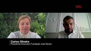 «o mundo está a registar profundas e rápidas transformações. Carlos Oliveira E O Presidente Imagens De Marca