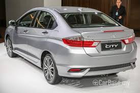 Selain memilki tampilan yang mewah, honda city yang terbaru ini juga memiliki performa yang sangat tangguh sekali dan mobil ini sangat cocok sekali untuk sobat otomotif yang sangat menyukai kecepatan. New Honda City Solo 2021 Harga Promo Kredit