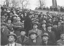 The ball is passed into play. Watching Football In Belgium In 1936 Union Saint Gilloise Brussels Supporters Club Ma Campagne Imgur