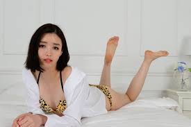 Maybe you would like to learn more about one of these? Uzivatel Beauty League æ­£å¦¹è¯ç›Ÿ Na Twitteru Makemodel Gyuri è±¹ç´‹å…§è¡£è‡¥åºŠå¯«çœŸ 25 161p Https T Co Gkx3q1azok