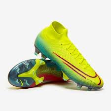 Kylian mbappe gifted a pair of air jordan i high og dior. Boots Kylian Mbappe
