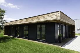 Epingle Par P H Sur A Outdoor Pool Constructeur Maison Maison Ossature Bois Et Plan Maison Contemporaine