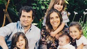 Jun 10, 2021 · el periodista de mega fue entrevistado recientemente por el programa de la red, donde se realiza un vuelco programático que está haciendo mutar al espacio misceláneo en un contingente show informativo, a cargo de michael roldán, juan andrés salfate y monserrat torrent. Ha Crecido Mucho Maria Luisa Godoy Aparece Junto A Su Hijo Menor En Las Redes Sociales