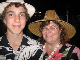 Newport Beach party raises $200,000 for autism