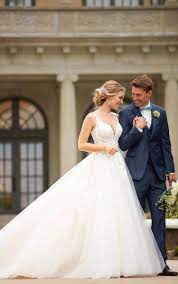 We did not find results for: Stella York 6993 Hochzeitsrausch Brautmoden