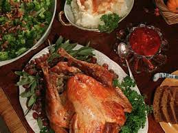 Christmas dinner doesn't have to mean 10 different dishes or an elaborately prepared expensive cut of meat. Publix Holiday Meals Publix Christmas Meal 2019 Top 21 Publix Christmas Cakes Publix Christmas Meal 60 Iconic Christmas Dinner Recipes