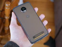 Motorola Moto Z2 Play Review > Tough ...
