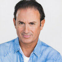 Christopher Callen's Instagram, Twitter & Facebook