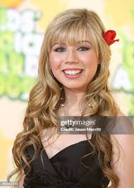 3,255 Images Of Jennette Mccurdy Stock Photos, High-Res Pictures, and  Images