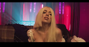 Oskar svensson finns på facebook gå med i facebook för att komma i kontakt med oskar svensson och andra som du känner. Ava Max Holds Uk No 1 Single With Sweet But Psycho Caesar Live N Loud
