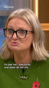 How safe is your air fryer? Alice Beer warns of the common mistakes we're  all making, as new stats reveal over 750 air fryer fires caused by  incorrect use. Watch Air Fryers: