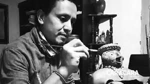 Samir Valencia en sus propias palabras:, Nací en una familia de artesanos  de la madera, mi padre era un ebanista y tallador, de ahí mi gusto por el  arte. Desde joven me interesó el trabajo con el ...