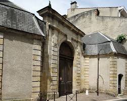 Epingle Sur Monuments Historiques