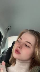 Daria Baker's Instagram, Twitter & Facebook