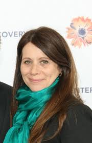 Elizabeth Bracco's Instagram, Twitter & Facebook