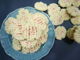 And granulated sugar gives the cookies their gorgeous golden color. Canada Cornstarch Shortbread Cookies Shortbread Cookies With Cornstarch Best Shortbread Cookies Shortbread Cookies