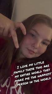 Heather Woodall's Instagram, Twitter & Facebook