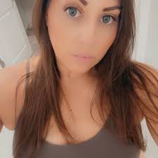 Did you know that watermelons are 92% water? These are its common  varieties...the red and golden ones.