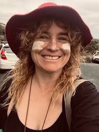 Please acknowledge this page for me as my official page. Someone set up  another page without my permission and I am having trouble getting it taken  down. Can you link, like, follow