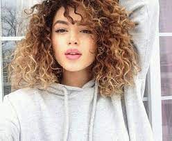 40 Curly Hair Inspos That Every Curly Girl Will Appreciate Curly Hair Styles Hair Styles Ombre Curly Hair