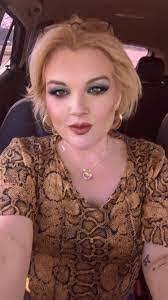 Rita Grimsley's Instagram, Twitter & Facebook