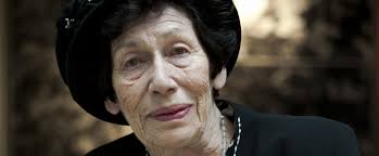 Hannah Goslar: Dios lo sabe todo, pero Ana sabe más