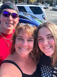 Life is good! 🥹🥂💕 What are you grateful for today? For me, it's my  family, my fur babies, my business, and summer weather.