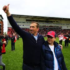 Clark frank seahawks seattle tampa bay james appendix surgery remove buccaneers signals played safety against sunday half defensive end times. Nottingham Forest Hero Frank Clark Pays Tribute To Justin Edinburgh Nottinghamshire Live