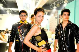 Kathy haan published march 30, 2020 kathy has over 21 years of experience in online business. Fashion Night De Melange Lifestyle Lounge Minchinkc Flickr