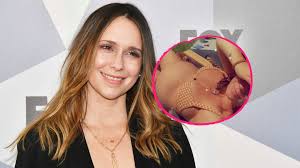 Entdecke rezepte, einrichtungsideen, stilinterpretationen und andere ideen zum ausprobieren. Nach Sussen Babynews Jennifer Love Hewitt Zeigt Ihre Kugel Promiflash De