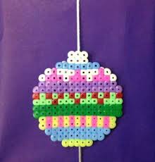Mit dieser kostenlosen vorlage für eine bügelperlen eule könnt ihr euch schnell süße eulen in bunten farben basteln zum beispiel als. Bugelperlen Eule Vorlage Fur Schlusselanhanger Strickstern