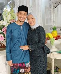 Mark adam dan isteri bertemu ibunya di filipina. So Sweet Dem4m Dem4m Pun Mark Dengan Wife Tercinta Berita Kopak Media